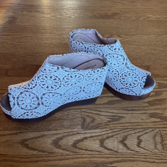 Jeffrey Campbell Virgo Platform Wedges - Picture 8 of 9